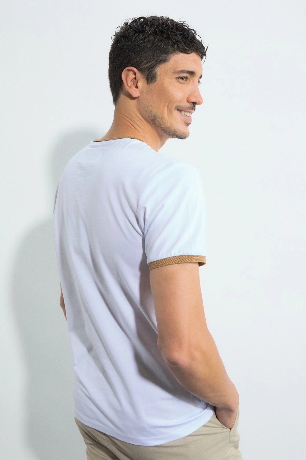 TEE SHIRT TURNKEY