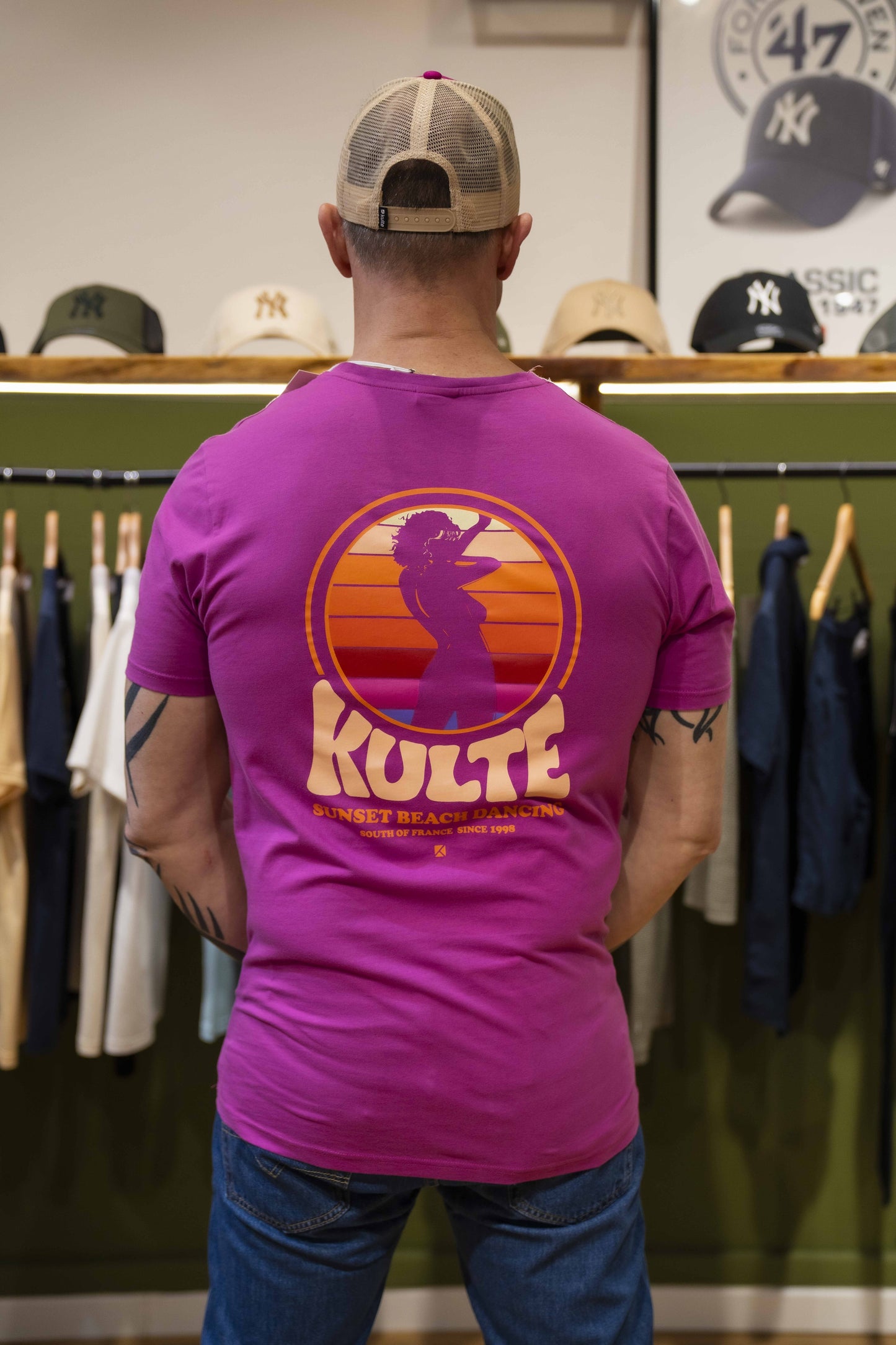 TEE SHIRT TS TOPLESS 2